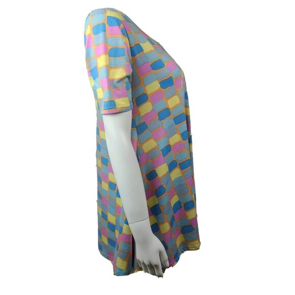 Lularoe Perfect T Top Shirt Womens Size XS Pink Blue Yellow Geometric Comfort - Picture 4 of 7